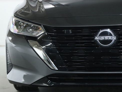 Certified 2025 Nissan Sentra SV image 8