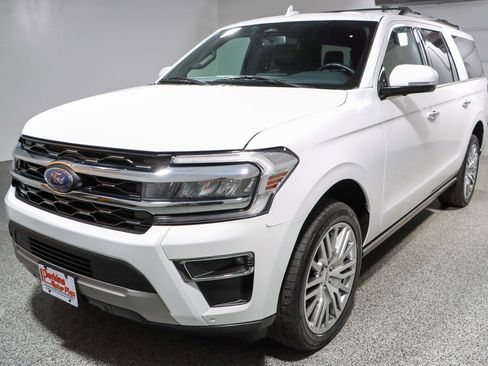 Used 2024 Ford Expedition Max Limited image 35
