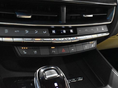 Used 2023 Cadillac CT5 Luxury image 19