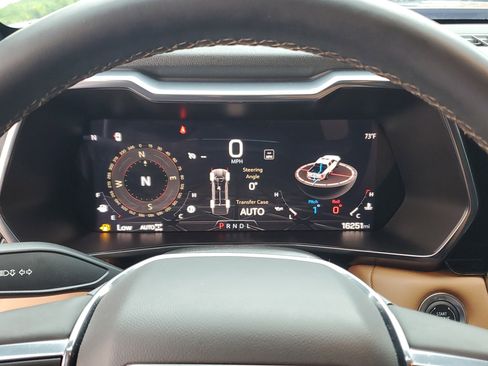 Used 2024 GMC Canyon AT4 w/ LPO, Off Road Lift Package image 25