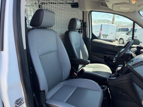Used 2017 Ford Transit Connect XL FWD image 32