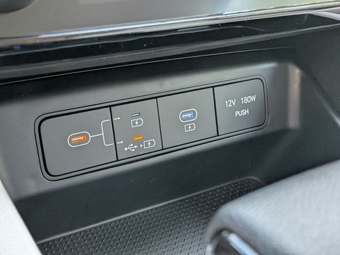 New 2026 Hyundai Tucson Limited AWD/4WD image 32