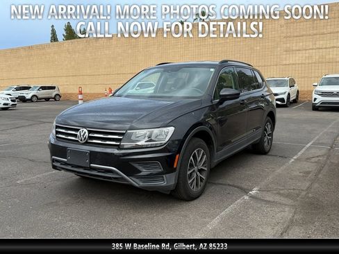 Used 2019 Volkswagen Tiguan SE FWD image 1