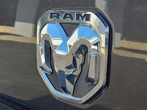 Used 2020 RAM 2500 Big Horn w/ Level 2 Equipment Group image 30