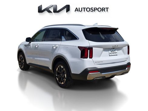 New 2026 Kia Sorento S FWD image 10