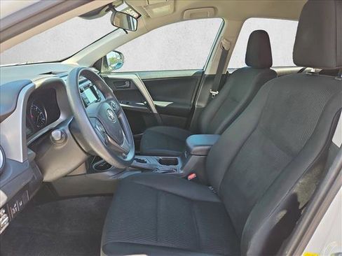 Used 2017 Toyota RAV4 LE w/ Carpet Mat Package FWD image 22