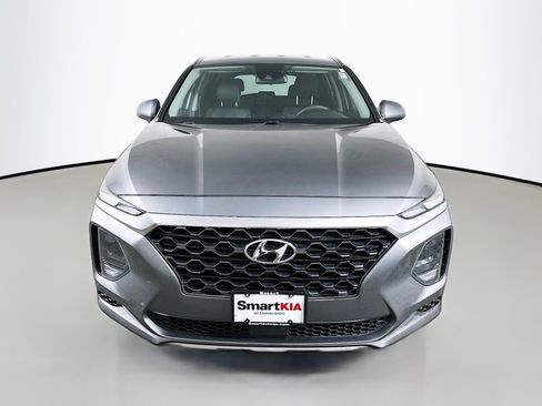 Used 2019 Hyundai Santa Fe SE image 2