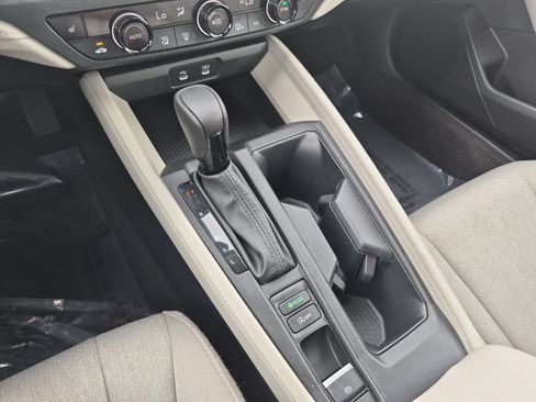 Used 2024 Honda Accord EX image 22