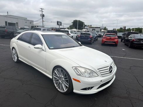Used 2007 Mercedes-Benz S 550 w/ AMG Sport Pkg image 4