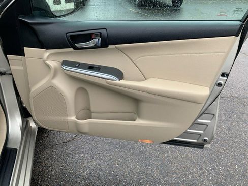 Used 2013 Toyota Camry LE image 20