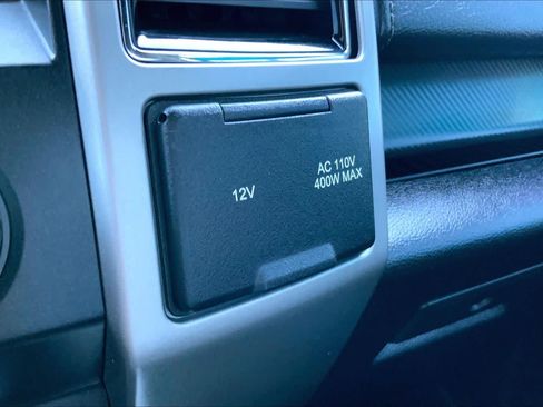 Used 2019 Ford F150 Lariat w/ Equipment Group 502A Luxury AWD/4WD image 35