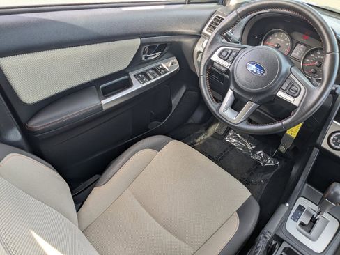 Used 2017 Subaru Crosstrek 2.0i Premium image 14