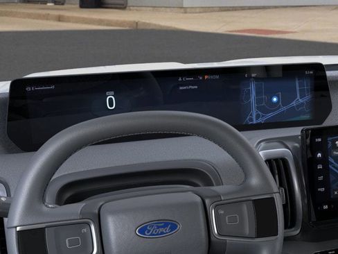 New 2025 Ford Expedition Active image 13