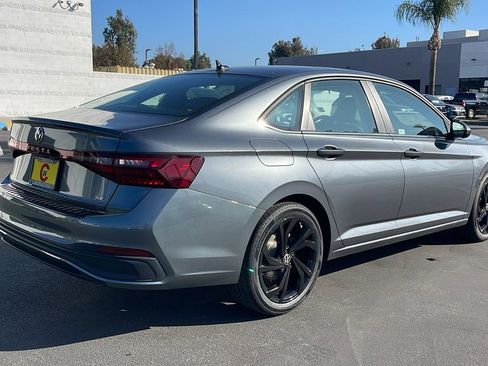 New 2026 Volkswagen Jetta SE image 7