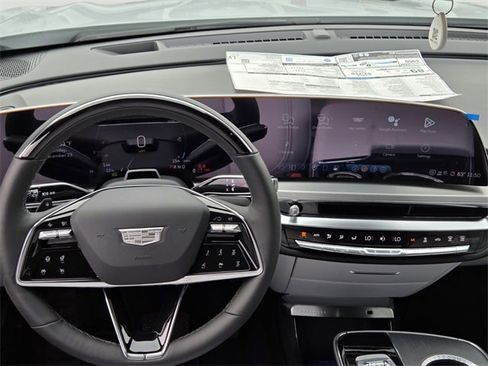 New 2026 Cadillac Lyriq Sport image 12