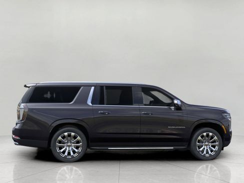 New 2025 Chevrolet Suburban Premier image 5