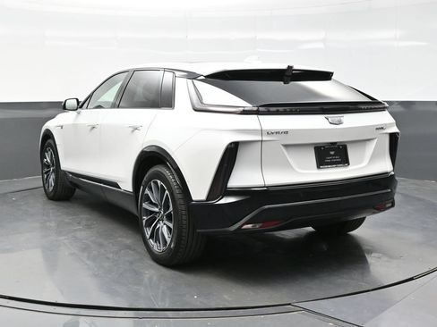 Certified 2024 Cadillac Lyriq Sport AWD/4WD image 5