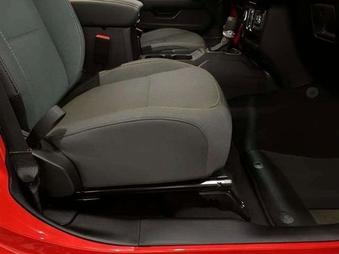 Used 2025 Jeep Wrangler Sahara 4xe w/ Safety Group image 97