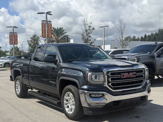 Used 2018 GMC Sierra 1500 SLE w/ SLE Value Package AWD/4WD image 2
