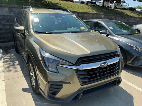 Certified 2025 Subaru Ascent Premium AWD/4WD image 2