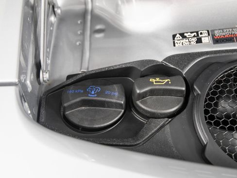 Certified 2024 Porsche 911 Carrera image 20