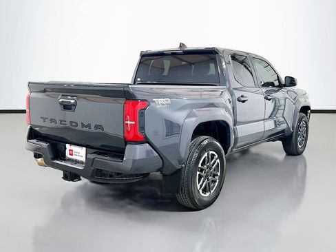 Used 2024 Toyota Tacoma TRD Sport image 4