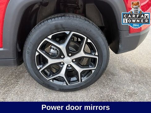Used 2024 Jeep Compass Latitude AWD/4WD image 16