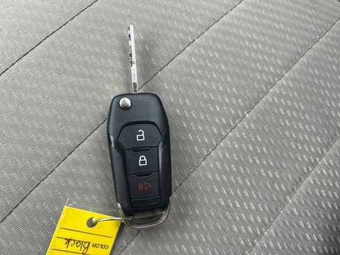 Used 2022 Ford EcoSport S AWD/4WD image 24