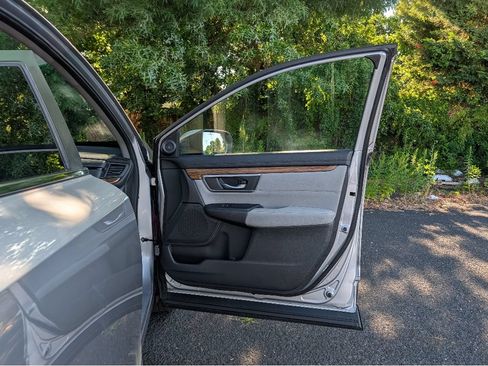 Used 2018 Honda CR-V EX image 13