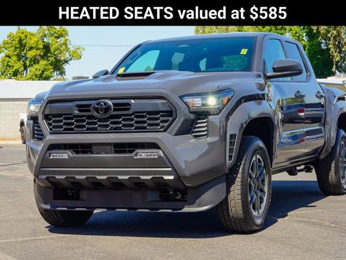 Used 2026 Toyota Tacoma TRD Sport AWD/4WD image 3