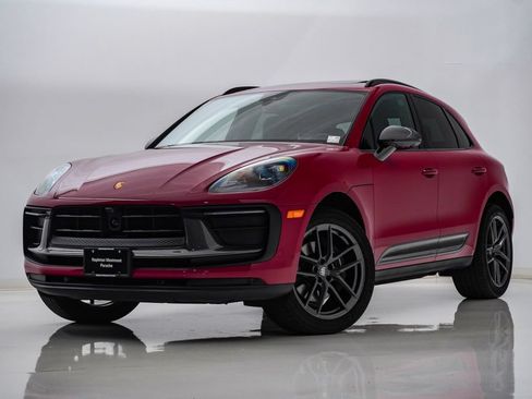 Certified 2026 Porsche Macan Turbo AWD/4WD image 1
