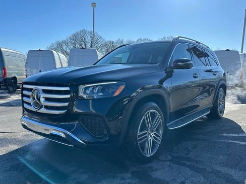 New 2026 Mercedes-Benz GLS 450 4MATIC image 3