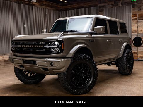 Used 2026 Ford Bronco Outer Banks AWD/4WD image 5