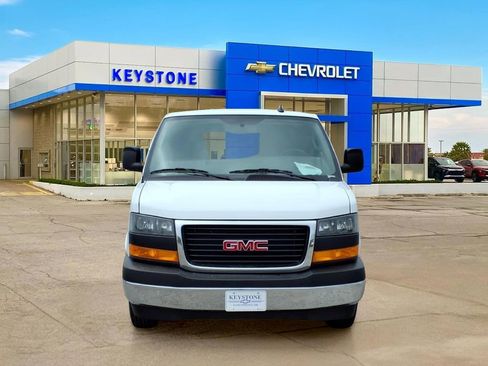 Used 2024 GMC Savana 2500 w/ Driver Convenience Package RWD image 2