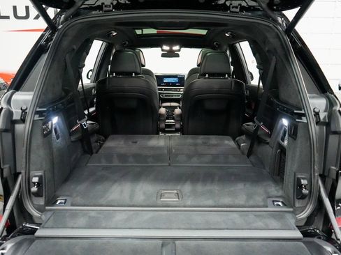 Used 2023 BMW X7 xDrive40i w/ M Sport Package image 31