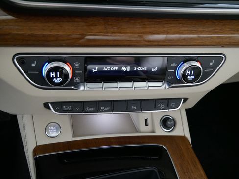 Used 2023 Audi Q5 2.0T Premium Plus w/ Premium Plus Package image 23