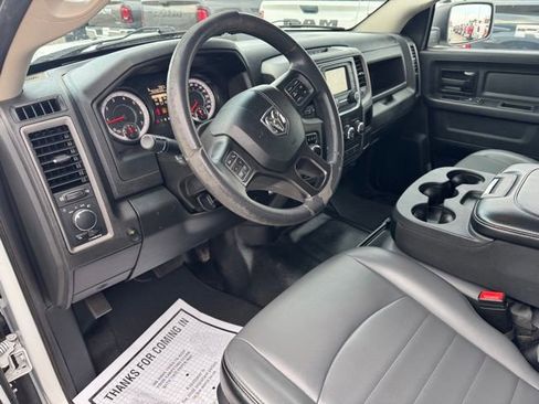 Used 2022 RAM 1500 Tradesman w/ Chrome Appearance Group AWD/4WD image 13