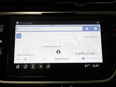 Used 2022 Chevrolet Bolt EUV Premier w/ Sun & Sound Package image 10