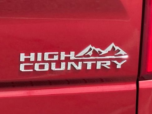 Used 2026 Chevrolet Silverado 1500 High Country w/ Z71 Off-Road Package AWD/4WD image 12