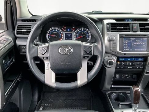 Used 2016 Toyota 4Runner Limited image 8