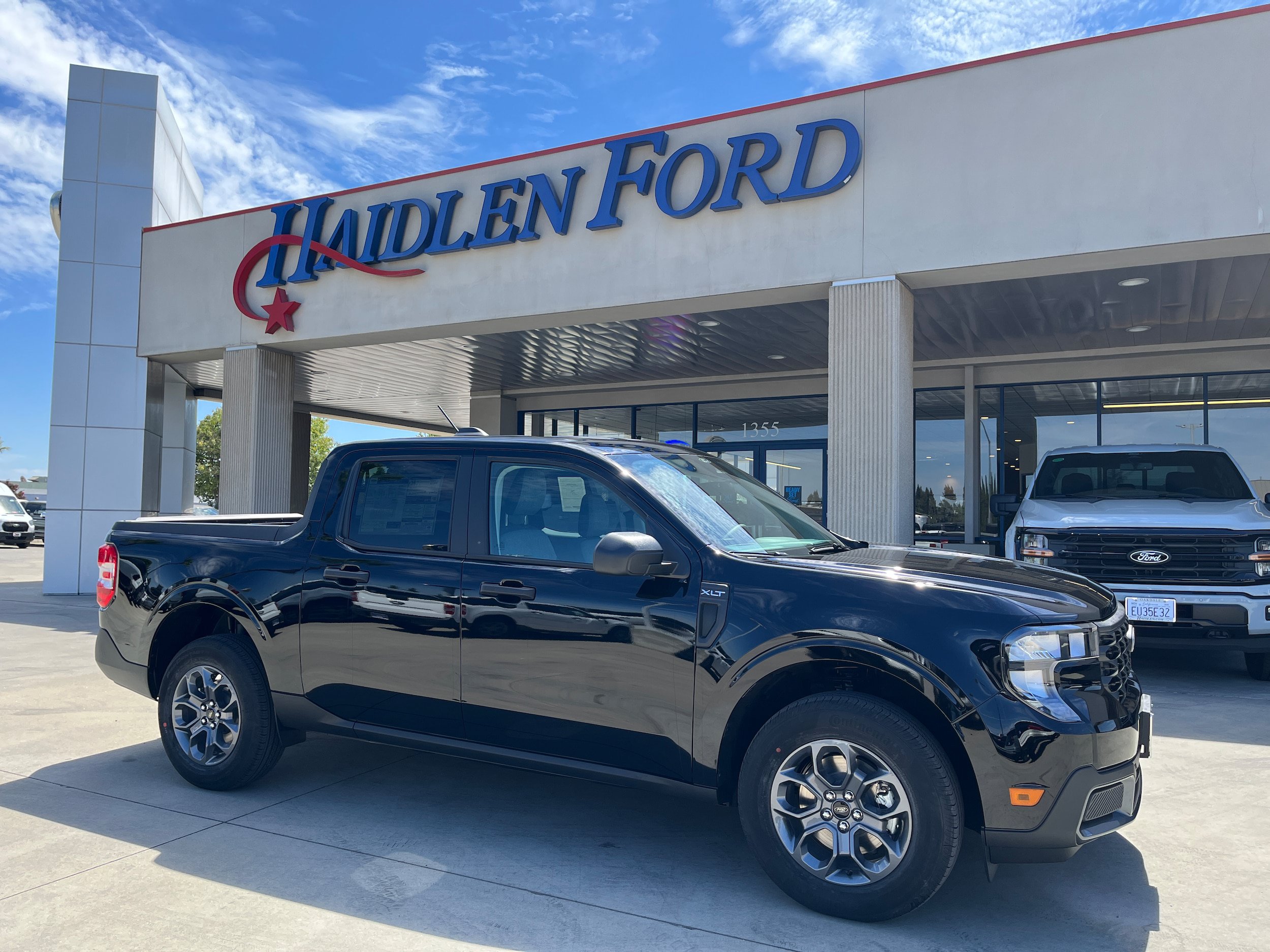 New 2026 Ford Maverick XLT FWD image 1
