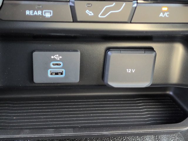Used 2025 Ford F350 XL w/ XL Chrome Package RWD image 25
