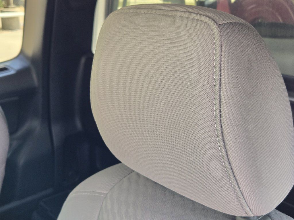 Used 2022 Toyota Tacoma SR RWD image 15