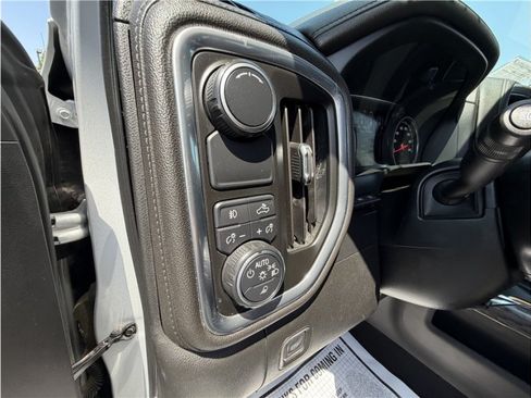 Used 2019 Chevrolet Silverado 1500 LTZ w/ LTZ Premium Package RWD image 33