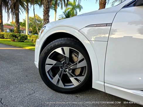 Used 2021 Audi e-tron Premium w/ Convenience Plus Package image 12