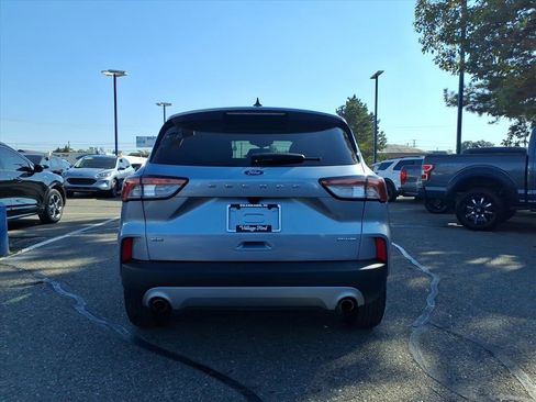 Certified 2022 Ford Escape SE image 7