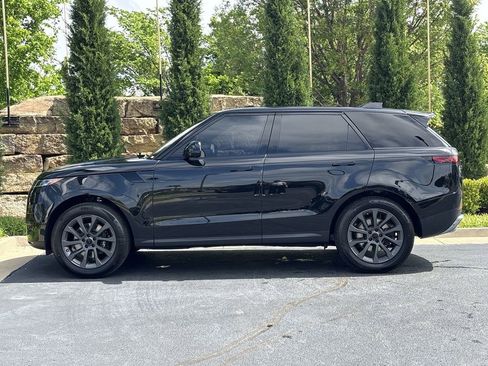 New 2026 Land Rover Range Rover Sport SE AWD/4WD image 2