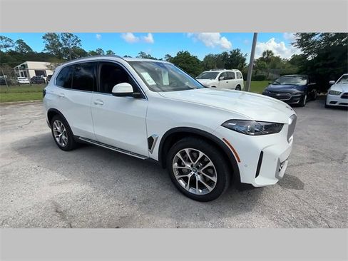 Used 2025 BMW X5 xDrive50e image 31