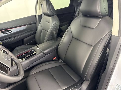 Used 2025 Nissan Murano SL w/ Cargo Package AWD/4WD image 20