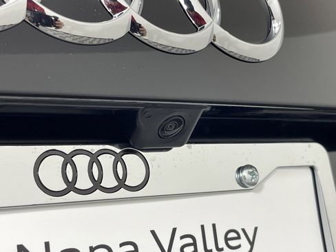 New 2025 Audi Q3 2.0T Premium image 14